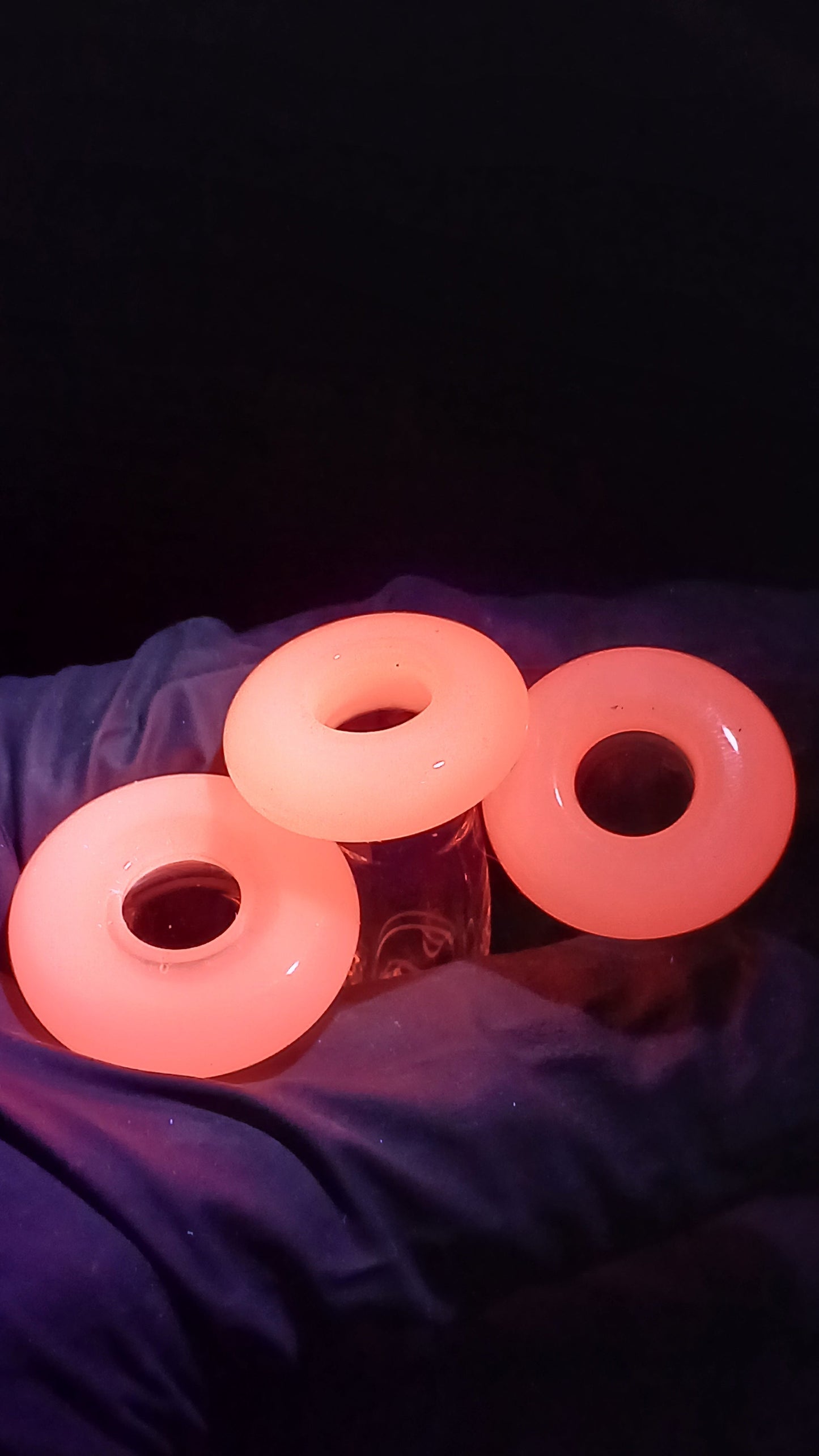 White Satin pivot tip "uv pink" X Studios
