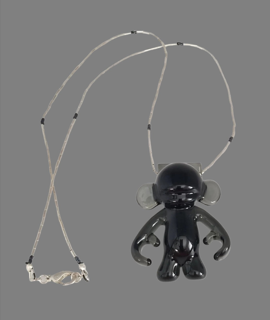 Munny Pendant with necklace Smoke